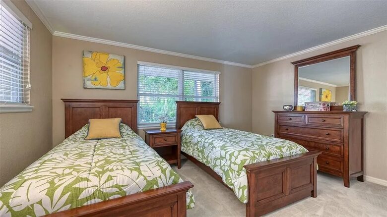 Waterfront Siesta Key Prime Location - Siesta Key, Florida