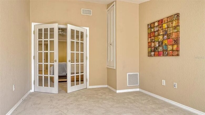 Waterfront Siesta Key Prime Location - Siesta Key, Florida