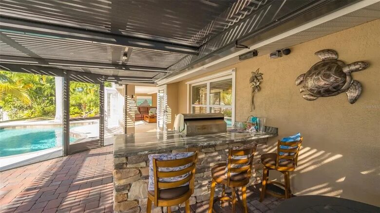 Waterfront Siesta Key Prime Location - Siesta Key, Florida