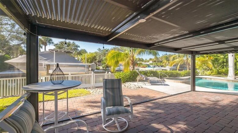 Waterfront Siesta Key Prime Location - Siesta Key, Florida