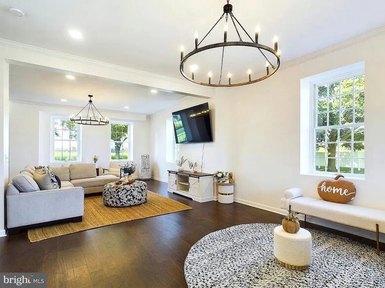 Luxury Farmhouse on Windmere Farm - Mechanicsburg, Pennsylvania