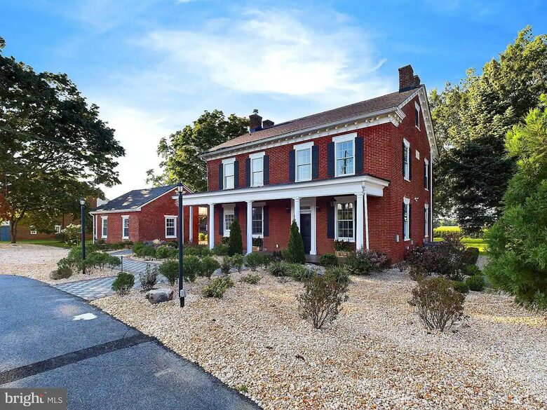 Luxury Farmhouse on Windmere Farm - Mechanicsburg, Pennsylvania