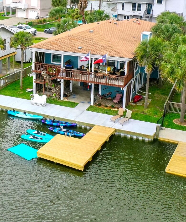 Coastal Haven: Relaxation and Adventure in Jamaica Beach - Jamaica Beach, Texas