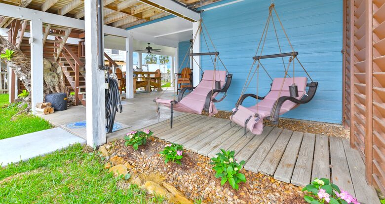 Coastal Haven: Relaxation and Adventure in Jamaica Beach - Jamaica Beach, Texas