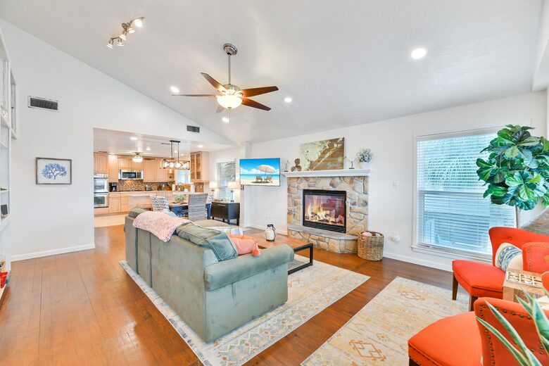 Coastal Haven: Relaxation and Adventure in Jamaica Beach - Jamaica Beach, Texas