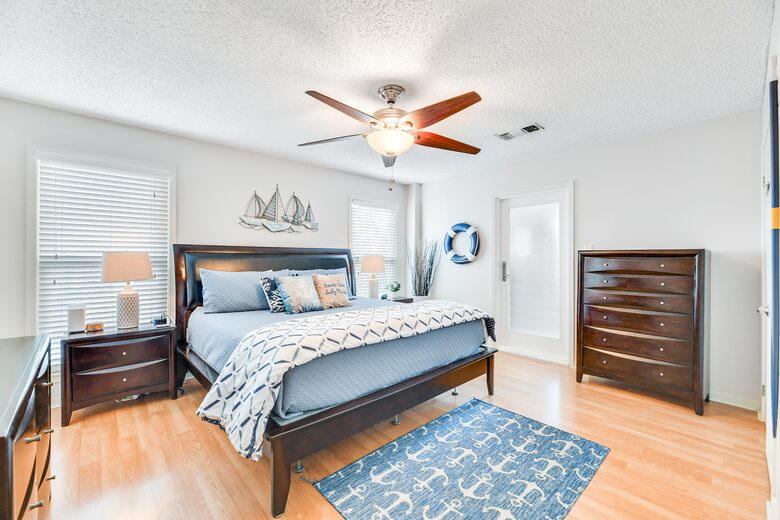 Coastal Haven: Relaxation and Adventure in Jamaica Beach - Jamaica Beach, Texas