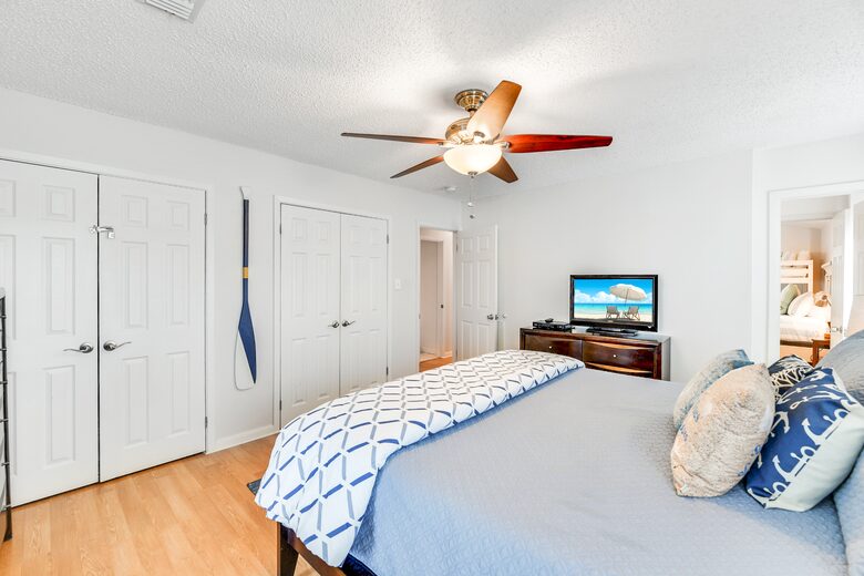 Coastal Haven: Relaxation and Adventure in Jamaica Beach - Jamaica Beach, Texas