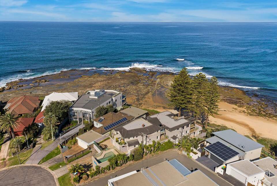 Ocean Pines Apartment - Blue Bay, Australia