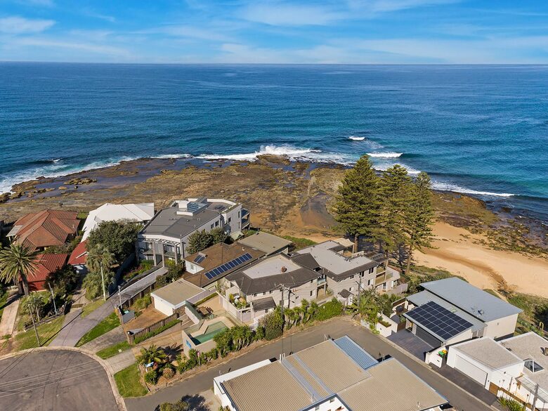 Ocean Pines Apartment - Blue Bay, Australia