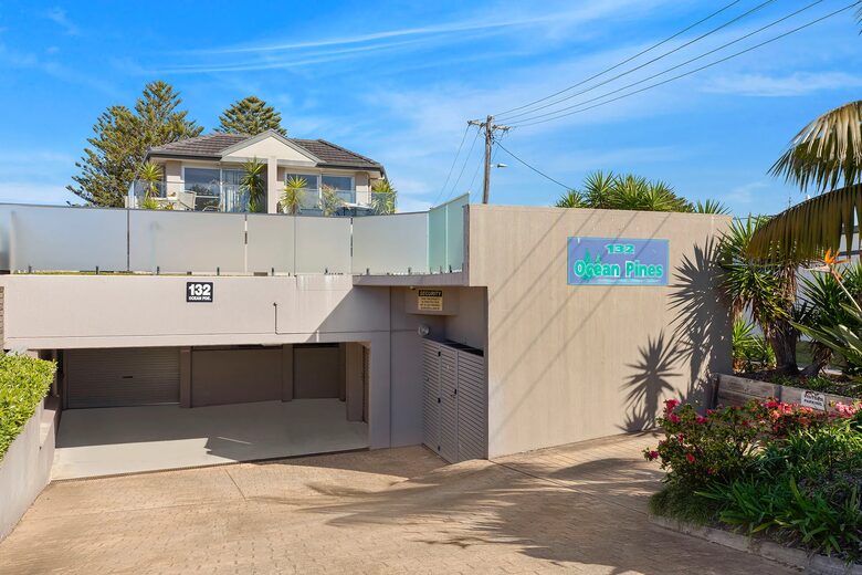 Ocean Pines Apartment - Blue Bay, Australia