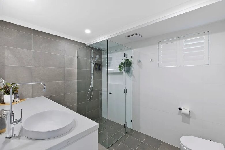 Ocean Pines Apartment - Blue Bay, Australia
