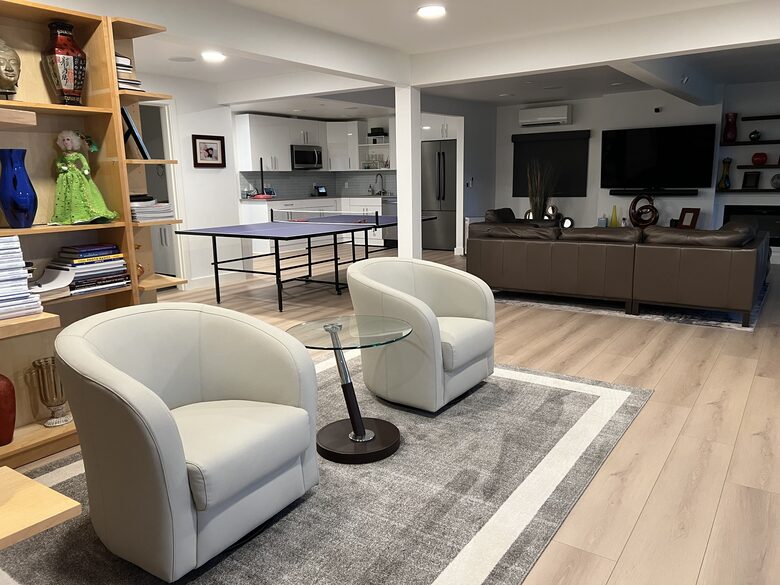 High Bluff Waterfront Contemporary Home in Gig Harbor - Gig Harbor, Washington