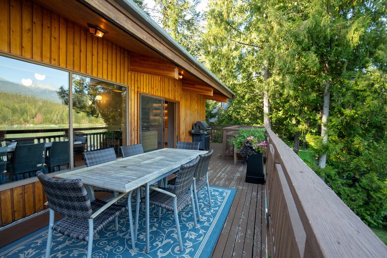 Summer Place Hideaway - Whistler, Canada