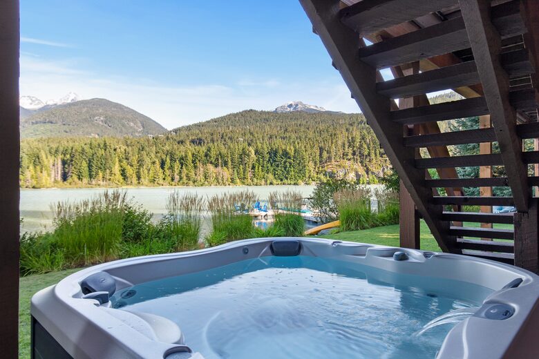 Summer Place Hideaway - Whistler, Canada
