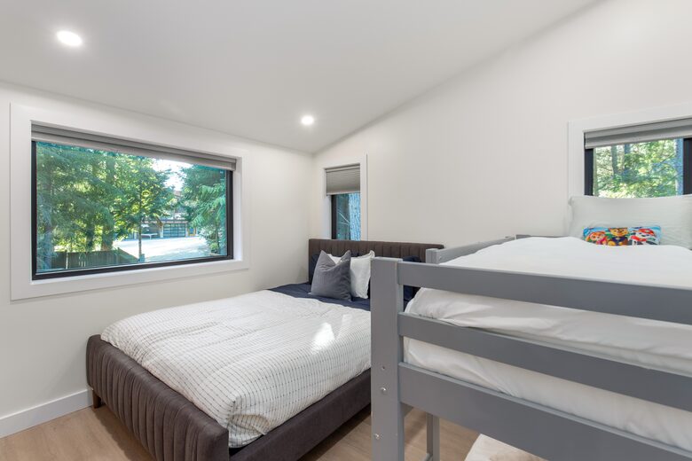 Summer Place Carriage House - Whistler, Canada