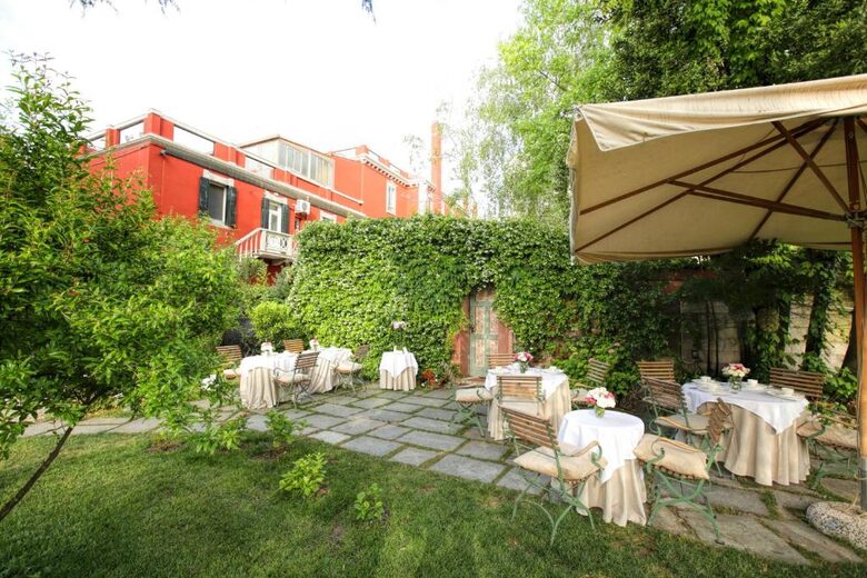 Villa Ines - Lido Venice, Italy