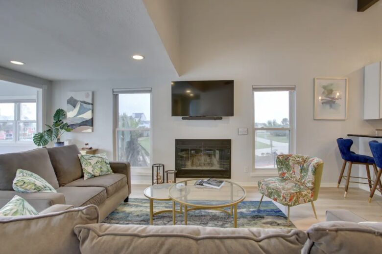 Luxury Beach Retreat | Short Walk to Sand - Galveston, Texas