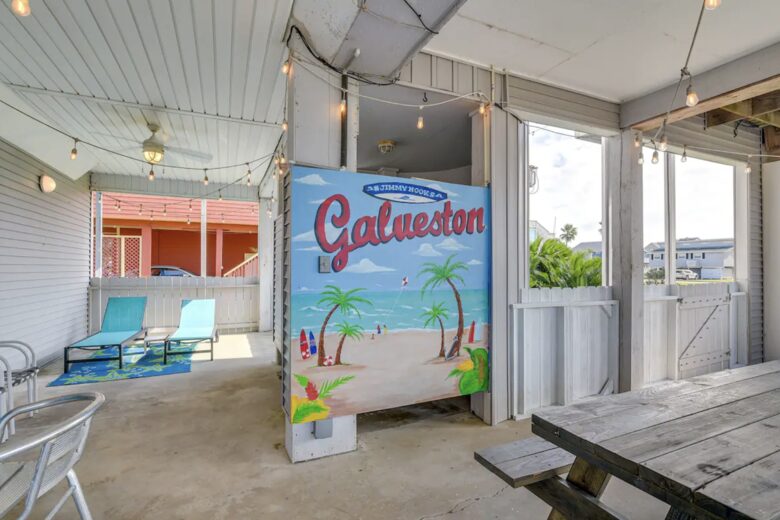 Luxury Beach Retreat | Short Walk to Sand - Galveston, Texas