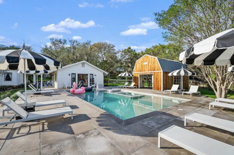 Luxury Hill Country Estate - New Braunfels, Texas