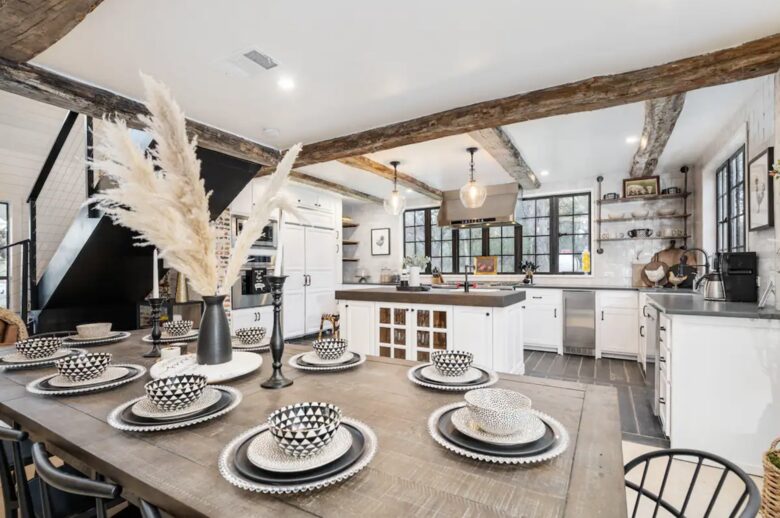 Luxury Hill Country Estate - New Braunfels, Texas