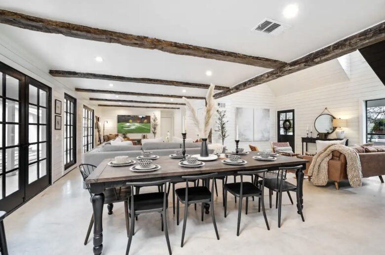 Luxury Hill Country Estate - New Braunfels, Texas