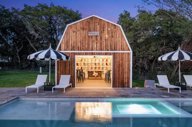 Luxury Hill Country Estate - New Braunfels, Texas