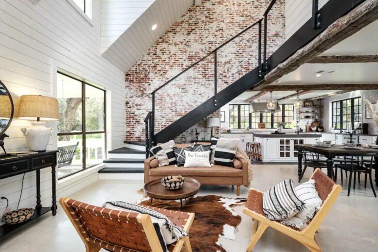 Luxury Hill Country Estate - New Braunfels, Texas