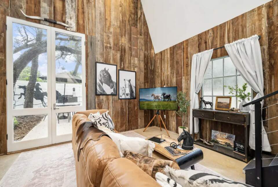 Barn Cottage - New Braunfels, Texas