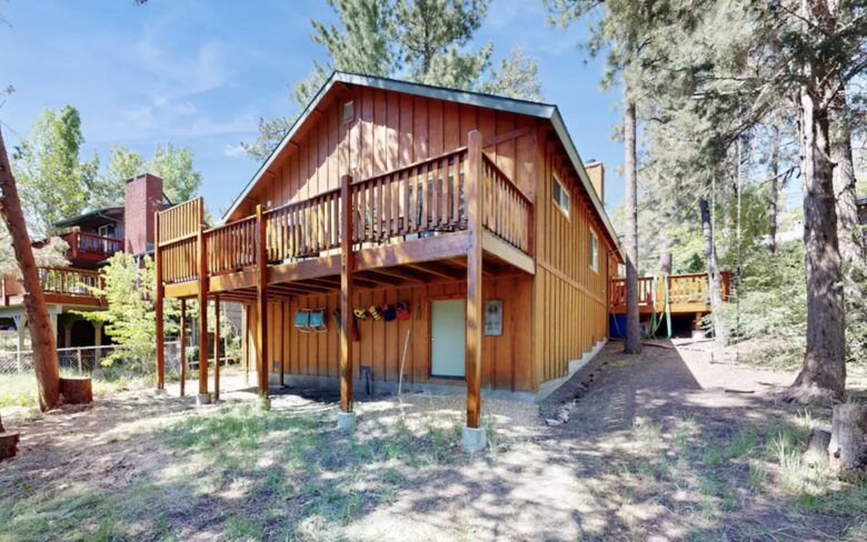 Modern Big Bear Lake Cabin - Big Bear Lake, California