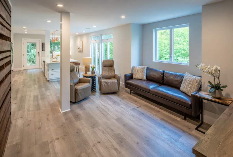 Contained Experience | Container Home in Blowing Rock - Blowing Rock, North Carolina