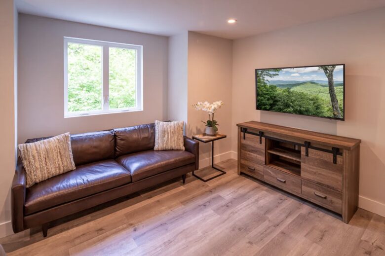 Contained Experience | Container Home in Blowing Rock - Blowing Rock, North Carolina