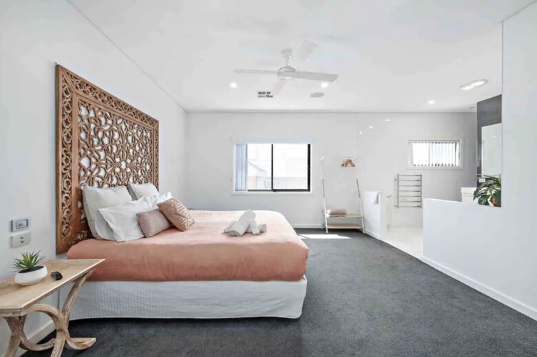 Bahamas on Brooks - Newcastle, Australia