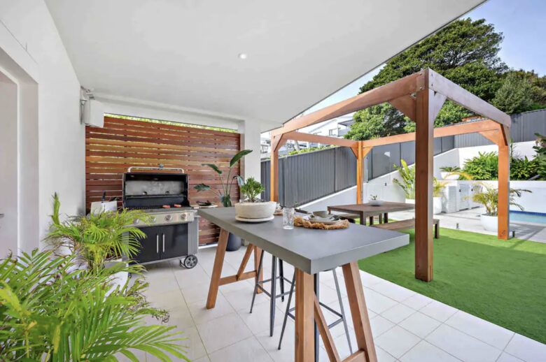 Bahamas on Brooks - Newcastle, Australia