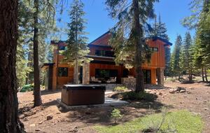 Luxurious Mountain Retreat in Schaffer’s Mill - Truckee, California
