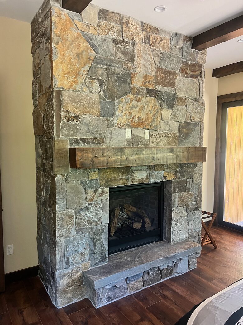 Luxurious Mountain Retreat in Schaffer’s Mill - Truckee, California