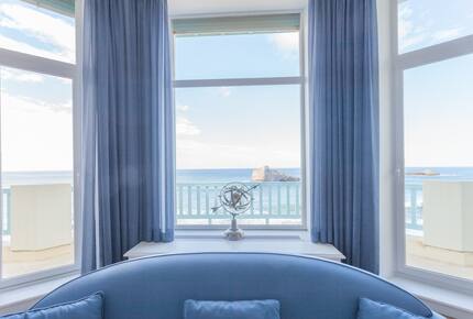 Sea & Sky Villa - Biarritz, France