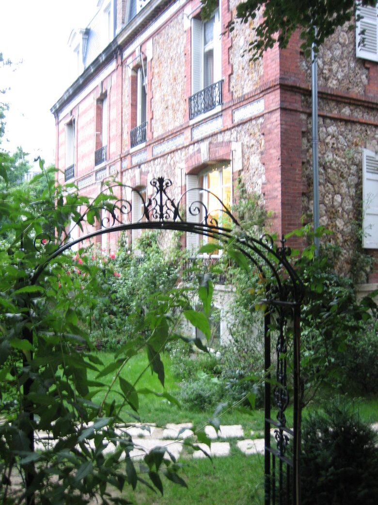 Villa Boileau - Paris, France