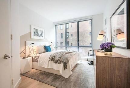 NYC Getaway | On Madison Ave, North of Madison Square Park - New York, New York
