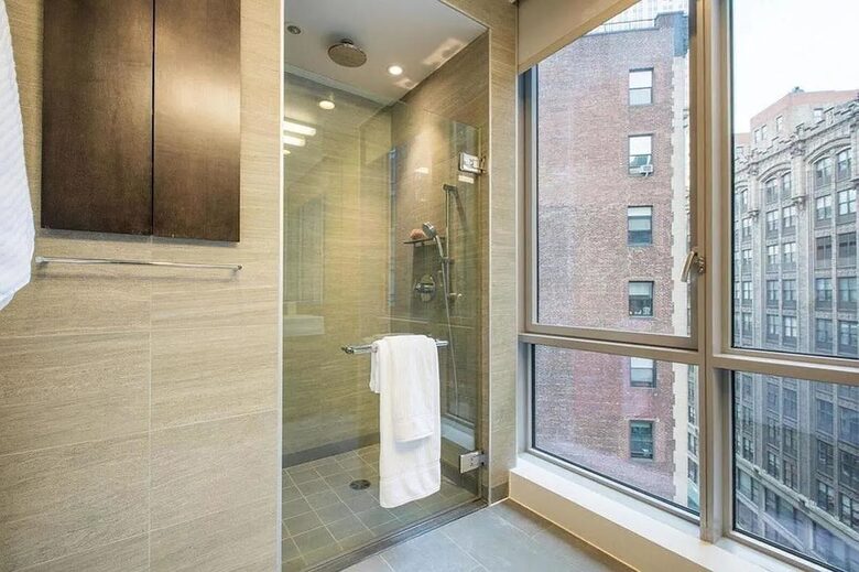 NYC Getaway | On Madison Ave, North of Madison Square Park - New York, New York