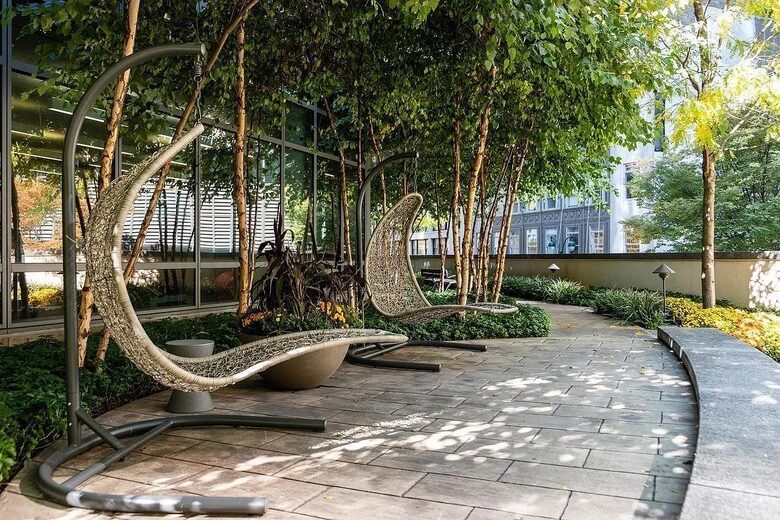 NYC Getaway | On Madison Ave, North of Madison Square Park - New York, New York