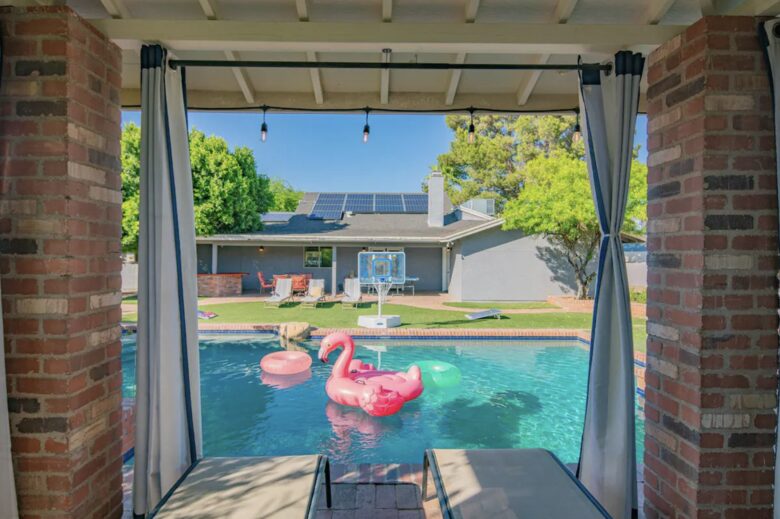 Everett Street Retreat - Phoenix, Arizona