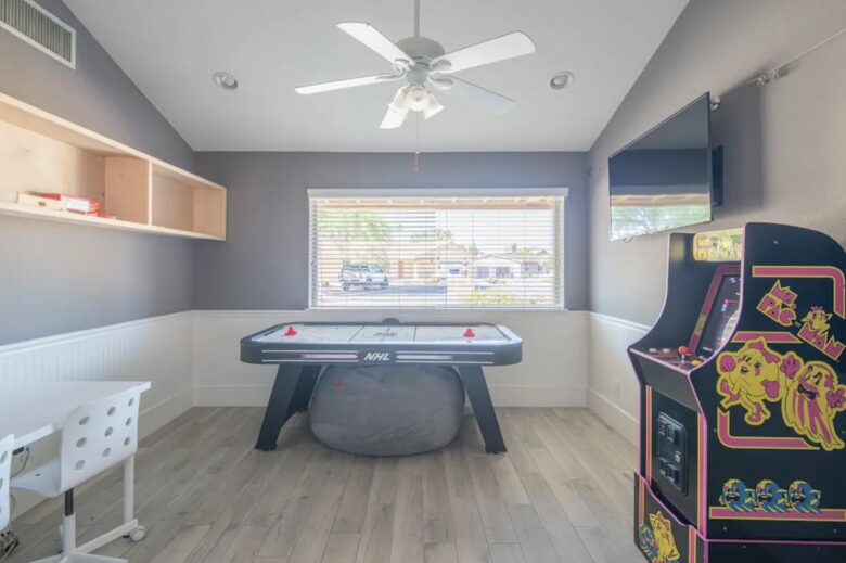 Everett Street Retreat - Phoenix, Arizona