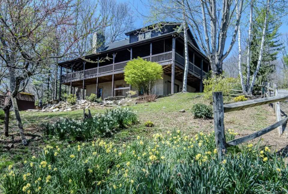 Appalachian Mountain Retreat - Fleetwood, North Carolina