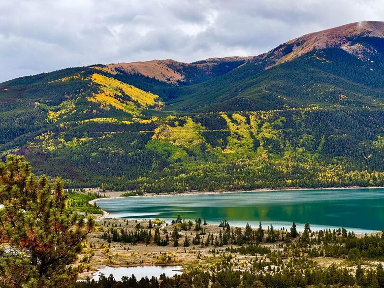 Turquoise Lake in Fall