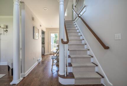 Charming Coastal Retreat | Spacious Beach House with Luxury Amenities - Fairfield, Connecticut