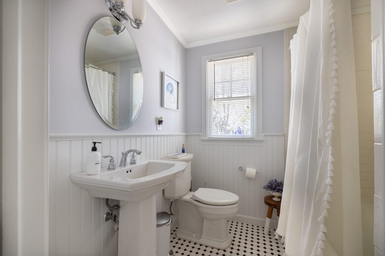 Charming Coastal Retreat | Spacious Beach House with Luxury Amenities - Fairfield, Connecticut