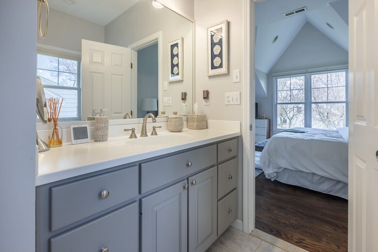 Charming Coastal Retreat | Spacious Beach House with Luxury Amenities - Fairfield, Connecticut