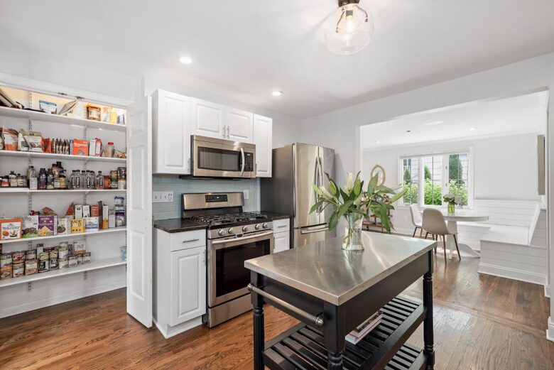 Charming Coastal Retreat | Spacious Beach House with Luxury Amenities - Fairfield, Connecticut