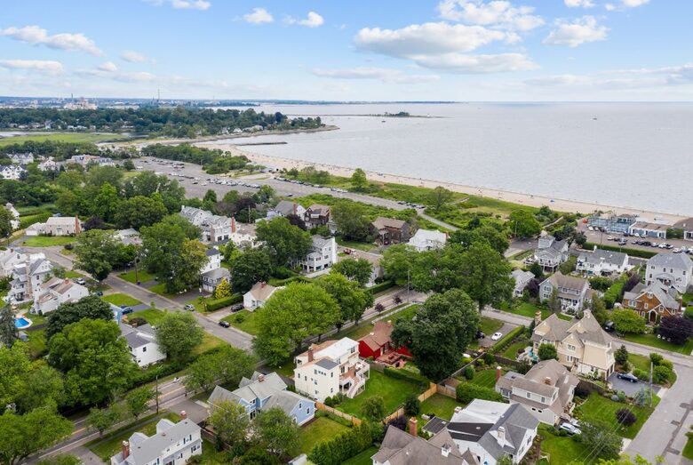 Charming Coastal Retreat | Spacious Beach House with Luxury Amenities - Fairfield, Connecticut
