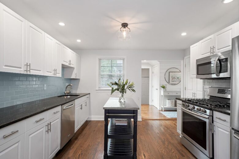 Charming Coastal Retreat | Spacious Beach House with Luxury Amenities - Fairfield, Connecticut